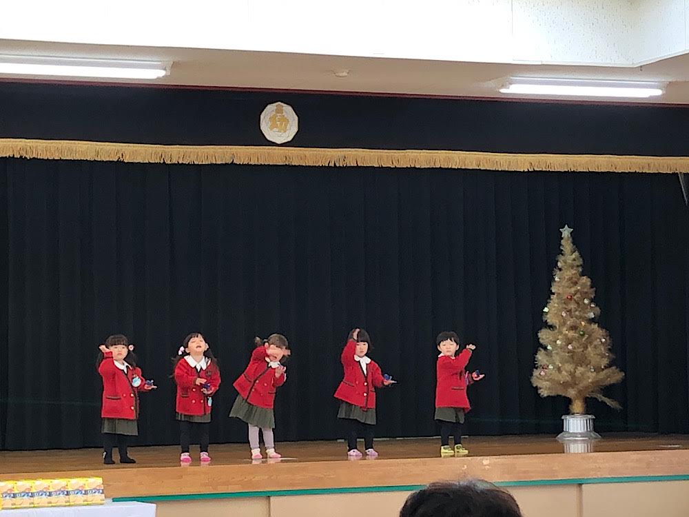 12月のお誕生会 学校法人金剛学園